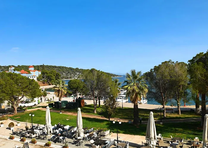 Aktis * Epidaurus